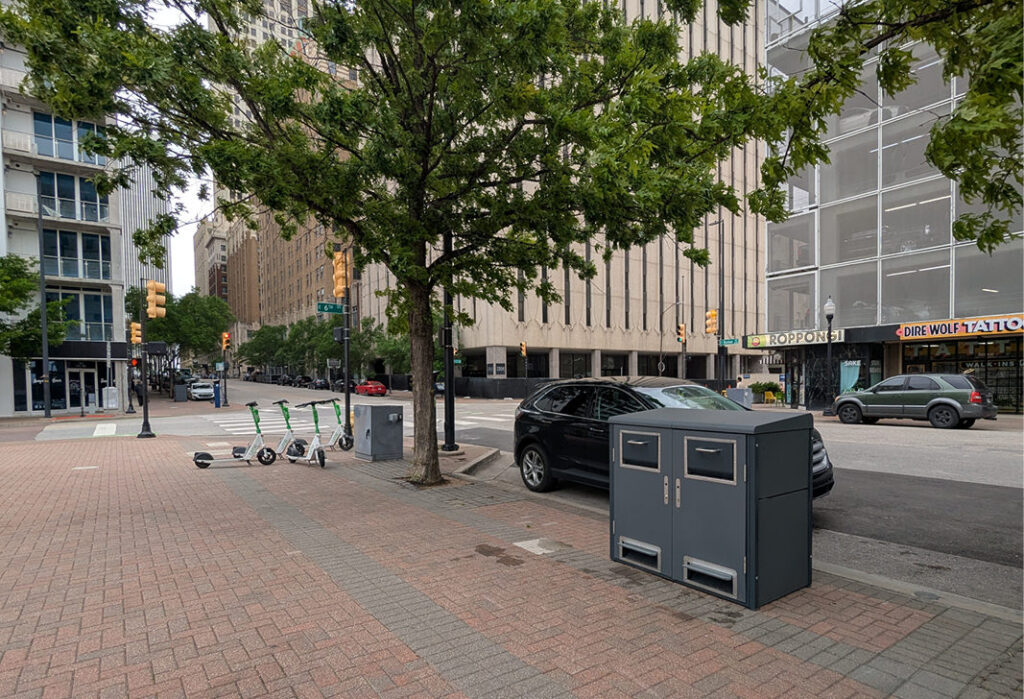 Trash cart