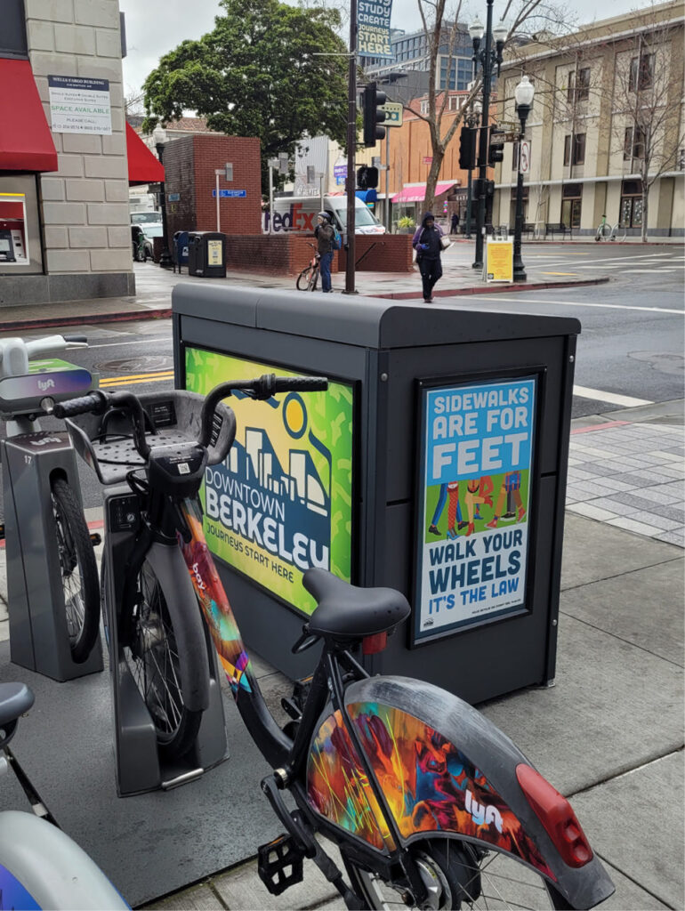 Waste & recycling trash can housing